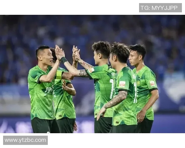 2019年北京国安与上海申花激战回顾：足球盛宴的精彩瞬间与战术较量