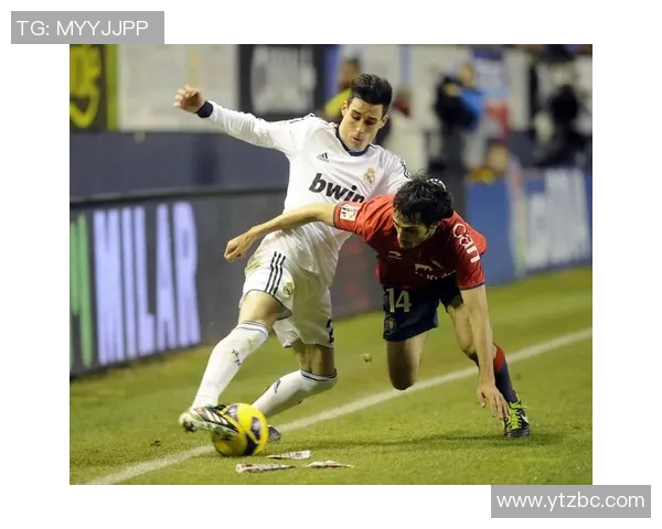 奥卡斯与瓦伦独立的激烈对决揭示足球战术与团队精神的较量