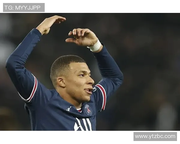姆巴佩神奇救赛，巴黎圣日耳曼绝平里昂，法甲榜首战告平局