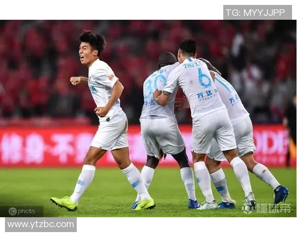 乌法与苏维埃之翼激战正酣谁能在这场较量中笑到最后