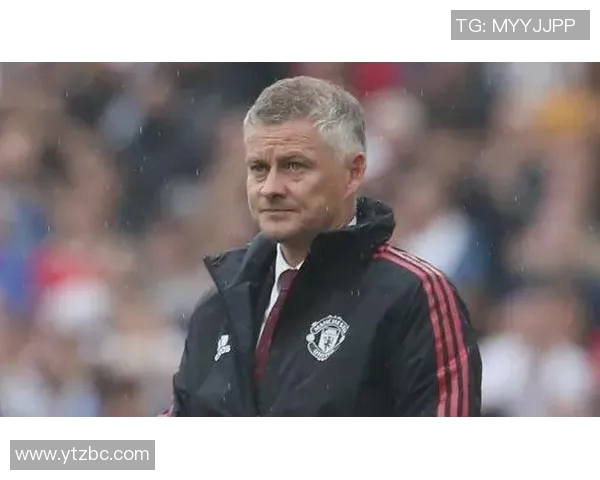 曼联大将受伤！索尔斯克亚：我们会全力支持他的康复