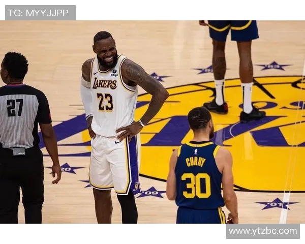 勇士与爵士季后赛直播对决精彩瞬间全程回顾与分析 勇士与爵士季后赛直播对决精彩瞬间全程回顾与分析