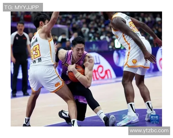 今天CBA精彩回放北京队对阵深圳队全场比赛精彩瞬间回顾 今天CBA精彩回放北京队对阵深圳队全场比赛精彩瞬间回顾