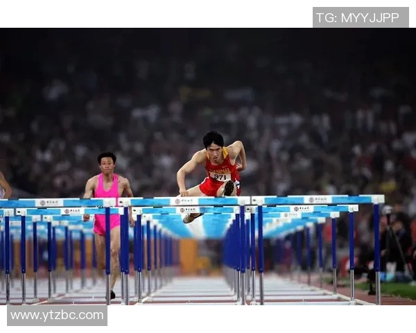 刘翔在奥运赛场上创造12秒88的辉煌时刻引发全国热议与骄傲 刘翔在奥运赛场上创造12秒88的辉煌时刻引发全国热议与骄傲